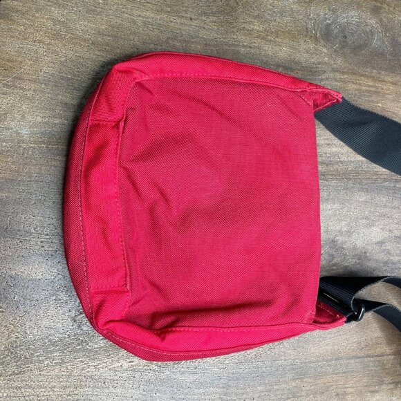 Crumpler Red Crossbody Messenger Bag Nylon Travel Casual Everyday - Picture 8 of 9